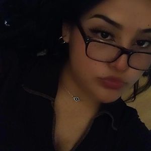 Meet your Posher, Kylandra